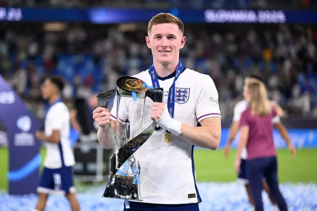 cn, 一数二的金, 坐拥